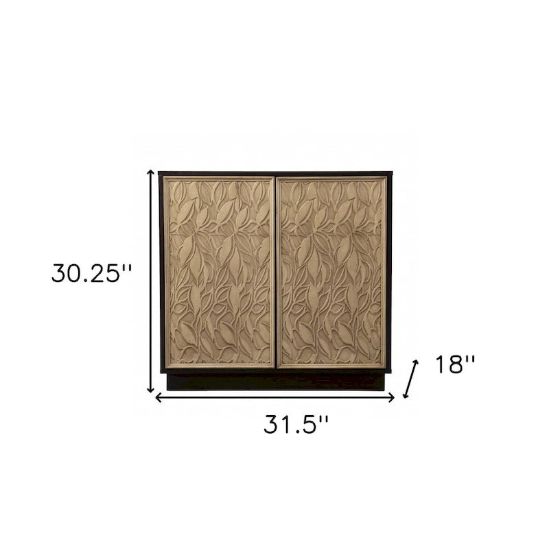 Armario de almacenamiento de 2 puertas con acabado de madera marrón