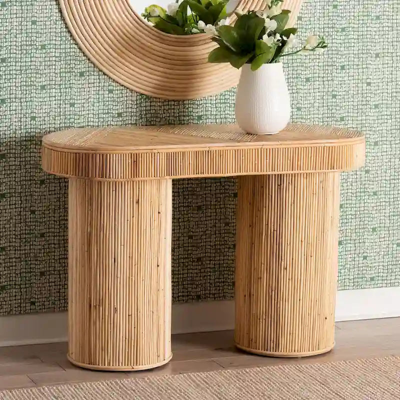 Mesa consola ovalada bohemia de mimbre color miel claro