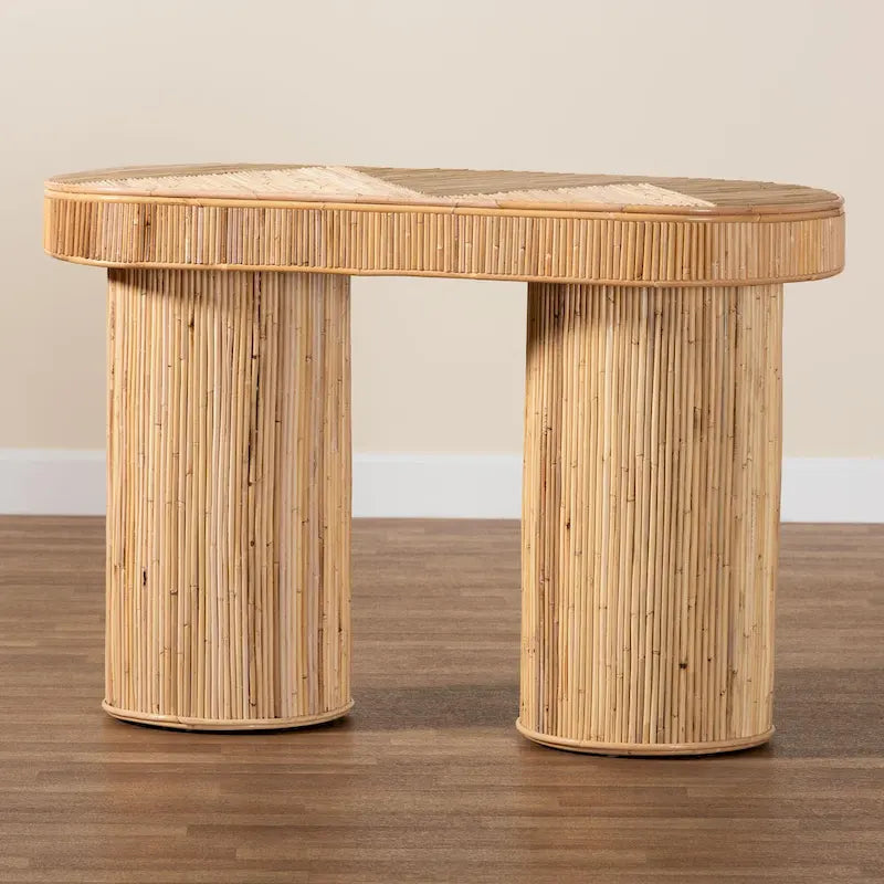 Mesa consola ovalada bohemia de mimbre color miel claro